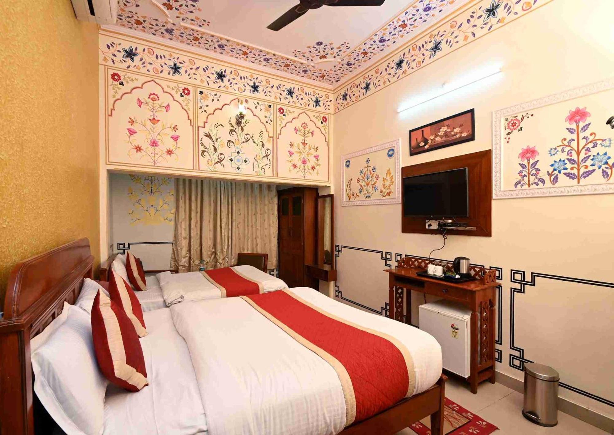 Virasat Mahal Heritage Hotel-Jaipur City Center Exterior foto